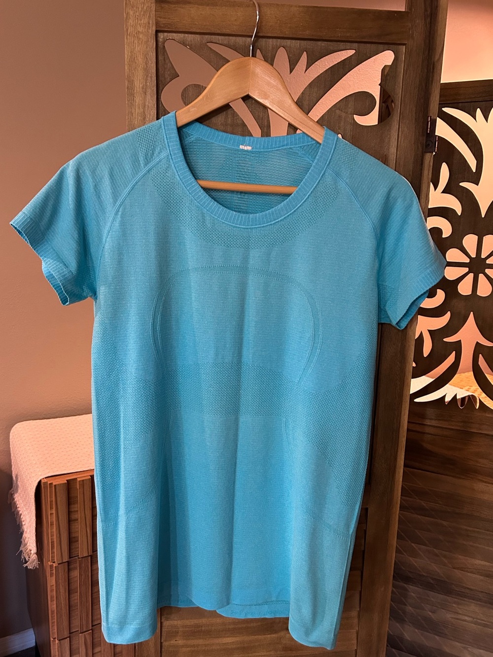 Lululemon Short Sleeve Heathered Blue Swiftly Top Size 12